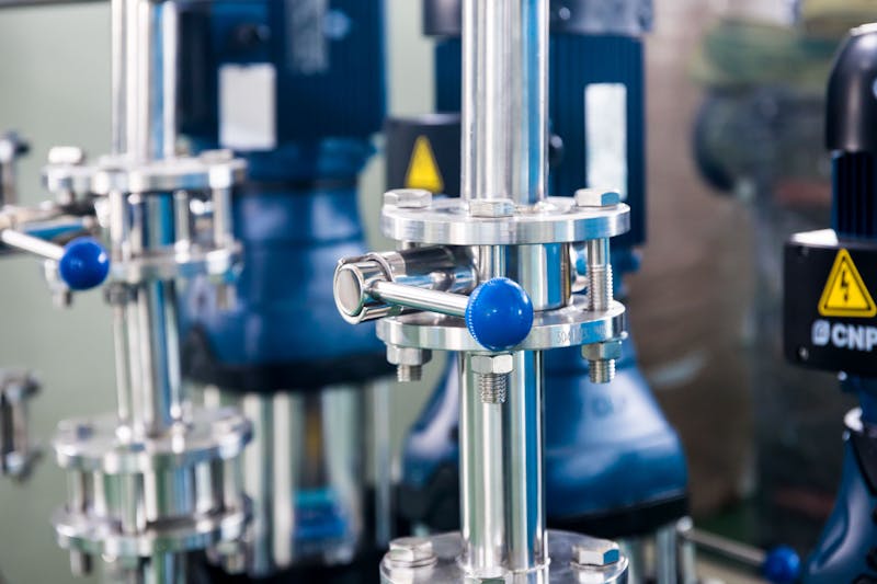Food and beverage processing plant